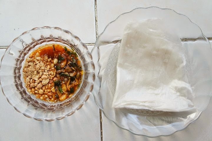 Khám Phá Hương Vị Đặc Sản Bánh Tráng Me Tây Ninh